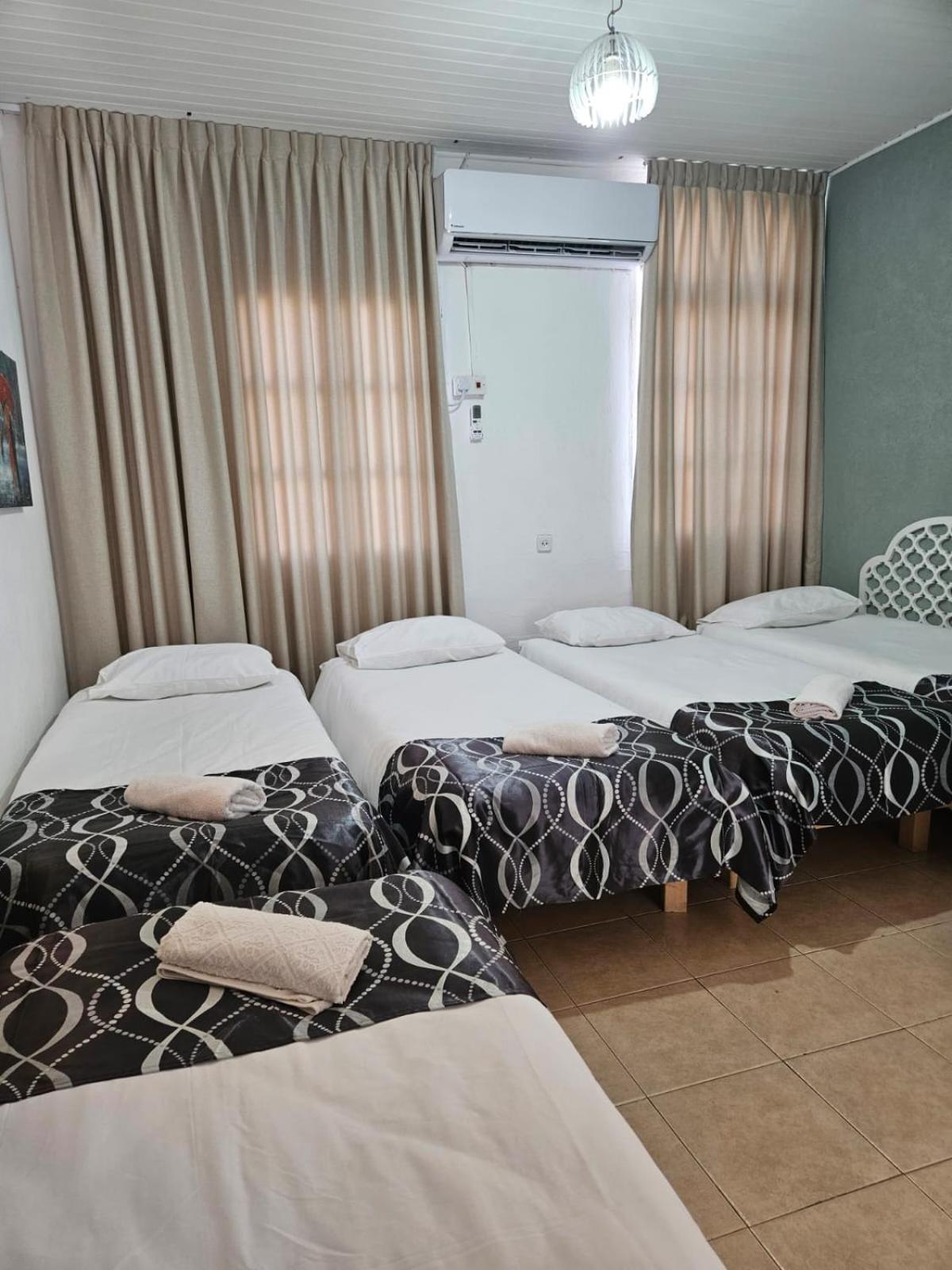 Atara Hotel Тиверіада Екстер'єр фото
